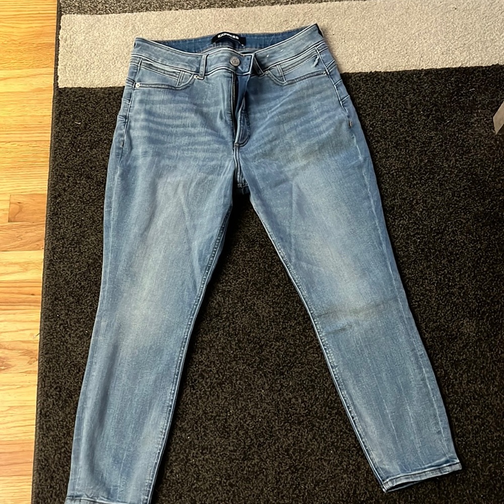 Express denim perfect lift, perfect curves  jeans size 12S